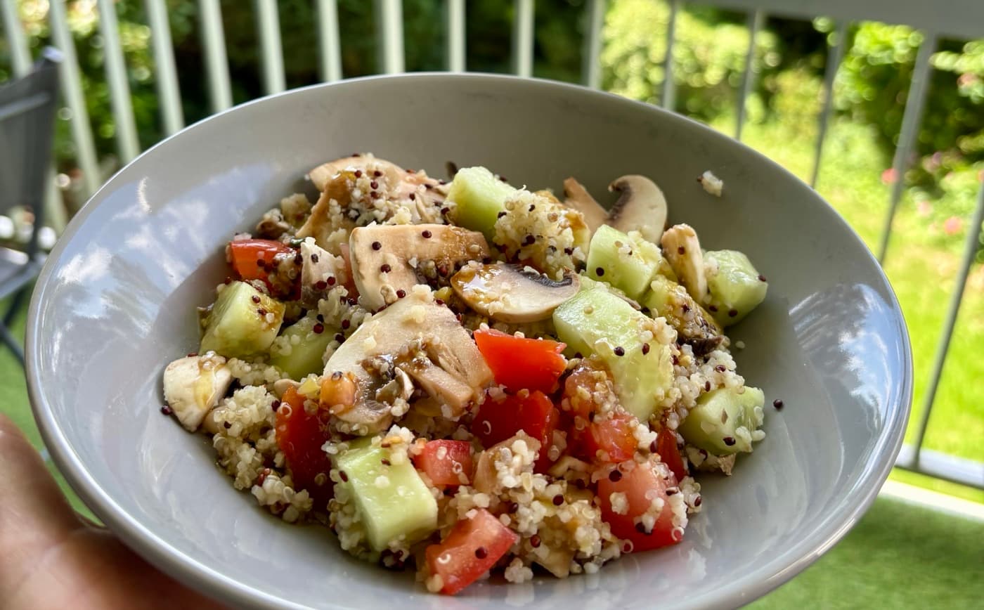 Bowl de quinoa aux légumes